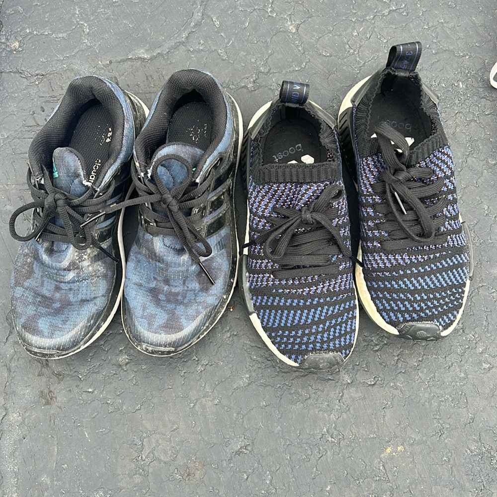 Adidas tennis shoes